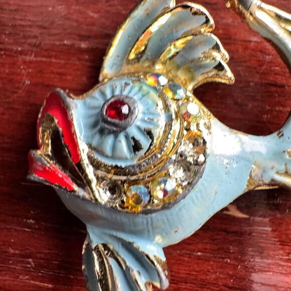 Vintage Enamel Fish Brooch - Picture 2 of 10